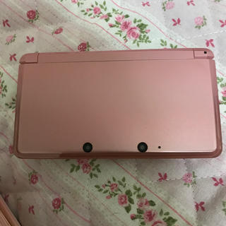 ニンテンドウ(任天堂)のニンテンドー3DS ピンク(ピカ版、SS、銀)(携帯用ゲーム機本体)