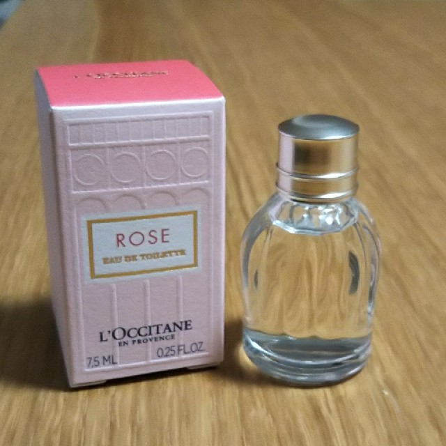 L'OCCITANE(ロクシタン)の【新品】L'OCCITANEオードトワレ（ローズ）7.5ML コスメ/美容の香水(香水(女性用))の商品写真