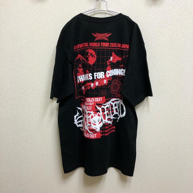 BABYMETAL(ベビーメタル)の美品 BABY METAL WORLD TOUR 2015 Ｔシャツ XL エンタメ/ホビーのタレントグッズ(ミュージシャン)の商品写真