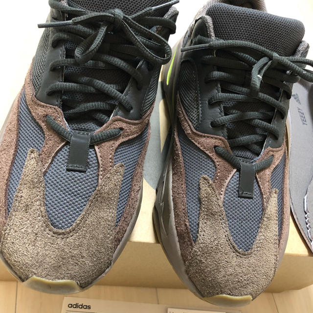 adidas(アディダス)の27.5 adidas yeezy boost 700  イージーブースト メンズの靴/シューズ(スニーカー)の商品写真