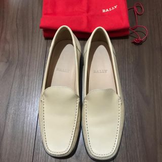 バリー(Bally)のローファー BALLYバリー ベージュ(ローファー/革靴)