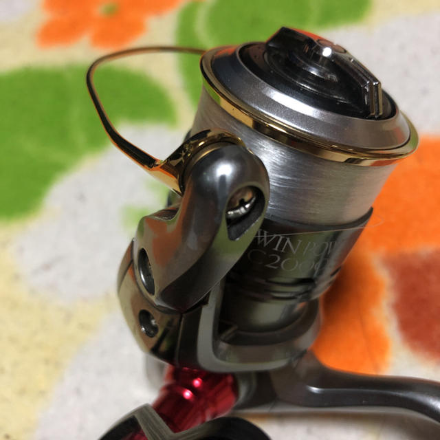 SHIMANO(シマノ)のシマノ 11ツインパーワ カスタムC2000S スポーツ/アウトドアのフィッシング(リール)の商品写真