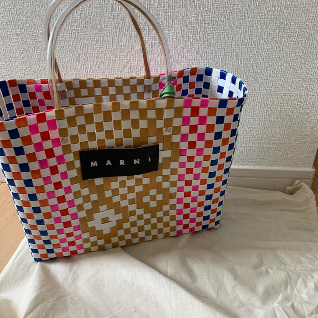 限定価格！marni  カゴバッグ フラワー