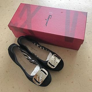 サルヴァトーレフェラガモ(Salvatore Ferragamo)の【レア】フェラガモ フラットバレーシューズ ／シャネル、フェンディ、セリーヌ(バレエシューズ)