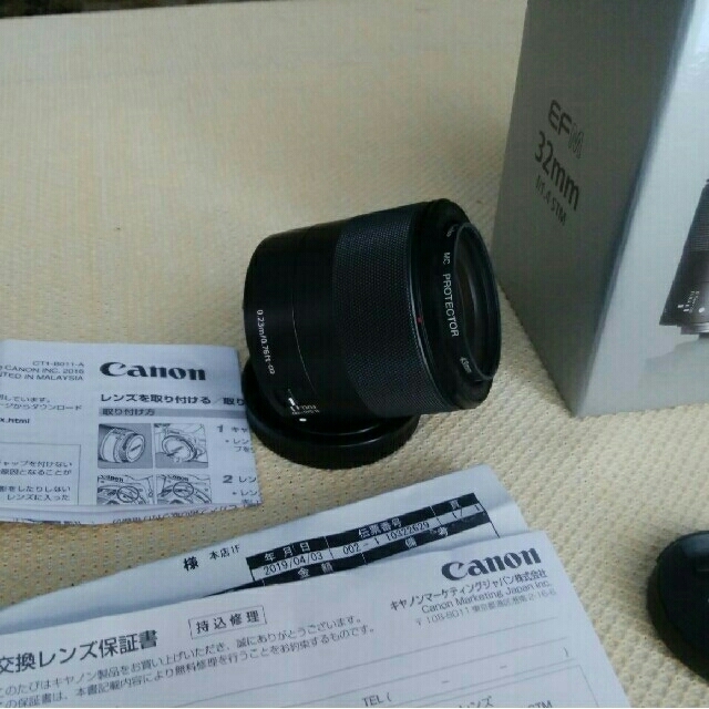 Canon(キヤノン)のCanon EF-M32mm f1.4 ほぼ新品　定価￥72000値下げ スマホ/家電/カメラのカメラ(レンズ(単焦点))の商品写真