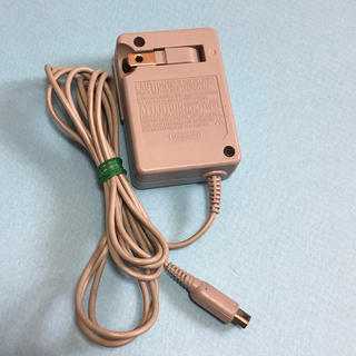 ニンテンドウ(任天堂)のDSi 3DS 充電器(バッテリー/充電器)