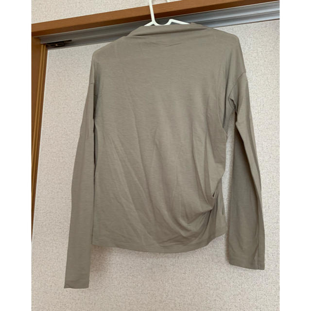 UNIQLO(ユニクロ)のボトルネックT 長袖 +E UNIQLO（HANA TAJIMA） レディースのトップス(Tシャツ(長袖/七分))の商品写真