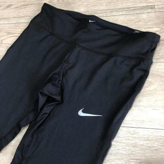 NIKE(ナイキ)のXL ナイキ フルレギンス レディース スポーツタイツ スパッツ ランニング レディースのレッグウェア(レギンス/スパッツ)の商品写真