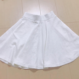 エモダ(EMODA)のEMODA  エモダ フレアスカート ホワイト スカート(ひざ丈スカート)