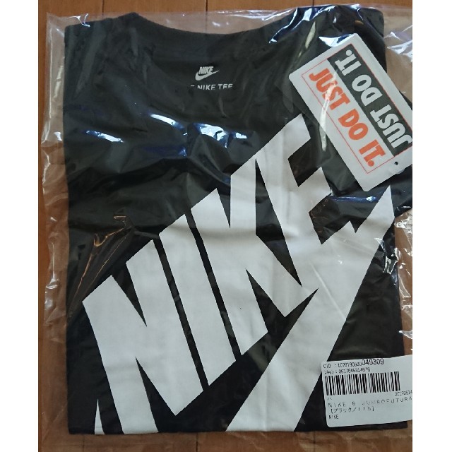 NIKE(ナイキ)の【新品】ナイキ Tシャツ 120 NIKE 黒 キッズ/ベビー/マタニティのキッズ服男の子用(90cm~)(Tシャツ/カットソー)の商品写真