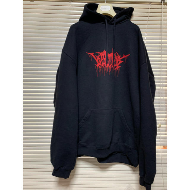 VETEMENTS パーカー メンズのトップス(パーカー)の商品写真