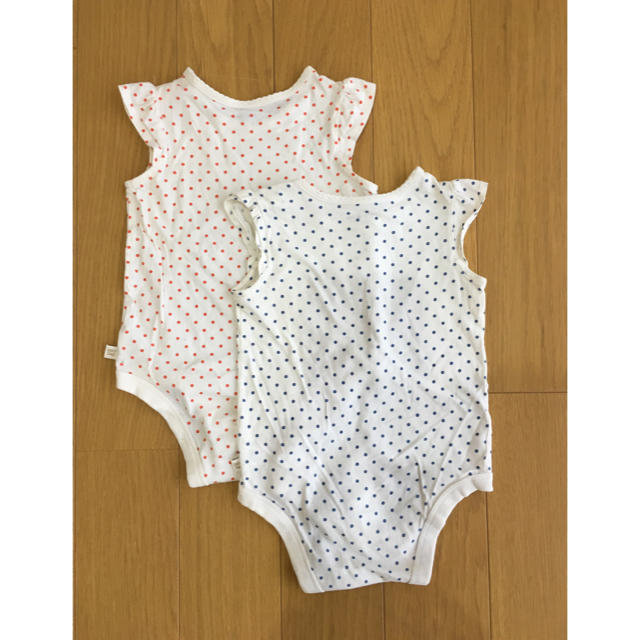 babyGAP(ベビーギャップ)の双子70  babyGAP  ロンパース2枚 キッズ/ベビー/マタニティのベビー服(~85cm)(ロンパース)の商品写真