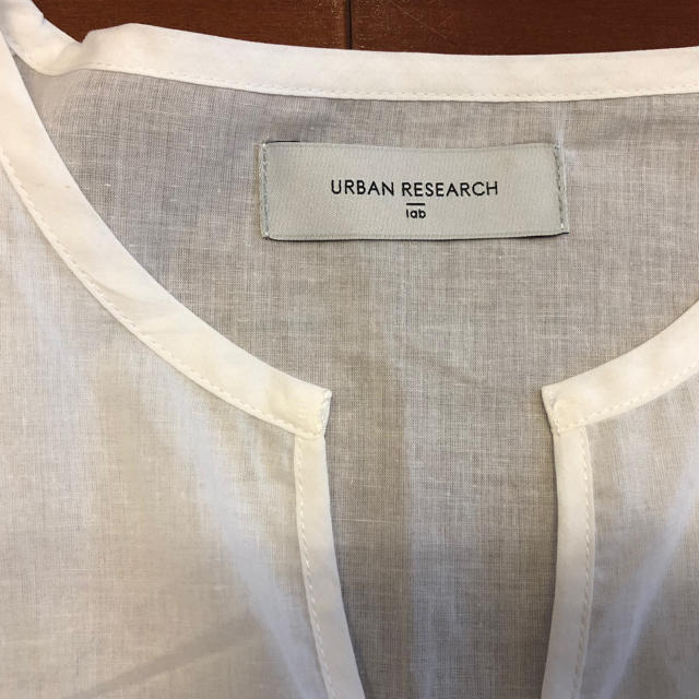 URBAN RESEARCH(アーバンリサーチ)のURBAN RESEARCH  白レースブラウス レディースのトップス(シャツ/ブラウス(長袖/七分))の商品写真