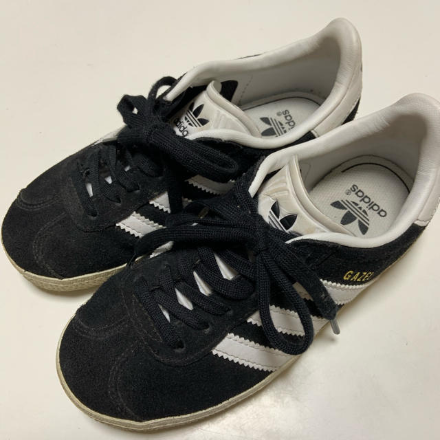 adidas(アディダス)のアディダス ガゼル 18cm キッズ/ベビー/マタニティのキッズ靴/シューズ(15cm~)(スニーカー)の商品写真