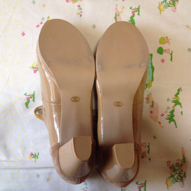 franche lippee(フランシュリッペ)の新品♥️ミニネコパンプス 靴 レディースの靴/シューズ(ハイヒール/パンプス)の商品写真