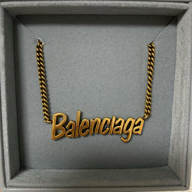 balenciaga typo ネックレス