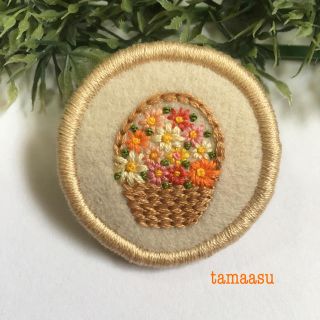 227.お花の刺繍ブローチ✴︎受注製作(コサージュ/ブローチ)