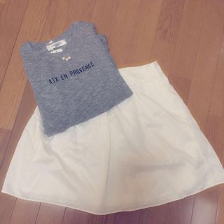 ユニクロ(UNIQLO)のユニクロ♡ホワイトフレアスカート(ミニスカート)