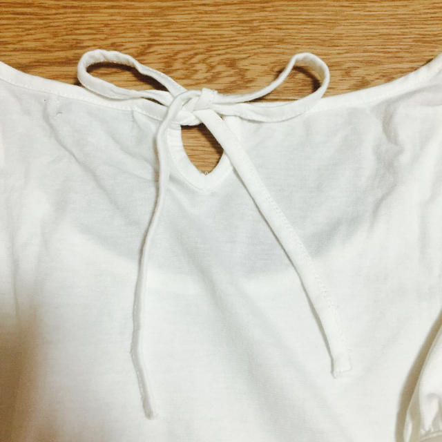 白パフスリーブTシャツ レディースのトップス(Tシャツ(半袖/袖なし))の商品写真