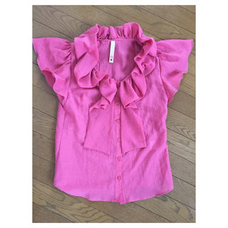 キュー(Q)のQ pinkシャツ♡(シャツ/ブラウス(半袖/袖なし))