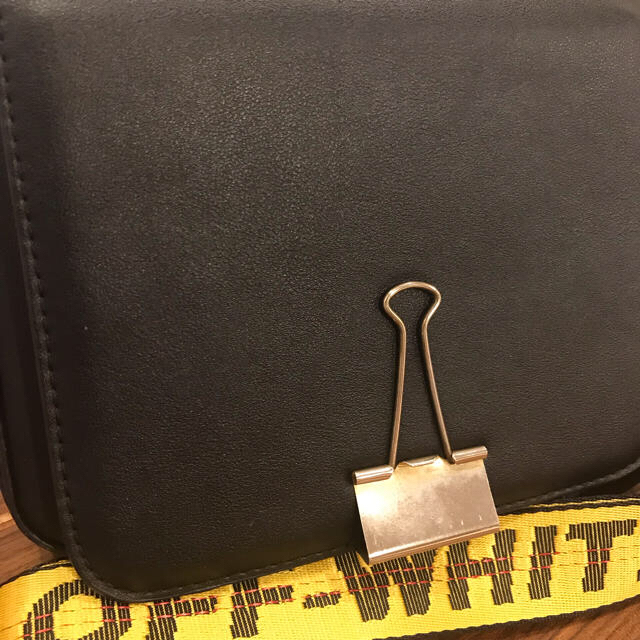 OFF-WHITE(オフホワイト)のOFF-WHITE 風バッグ レディースのバッグ(ショルダーバッグ)の商品写真