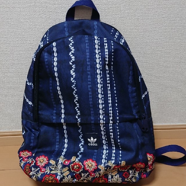 adidas(アディダス)のきい様専用(数回使用のみ)☆アディダスadidasリュック レディースのバッグ(リュック/バックパック)の商品写真