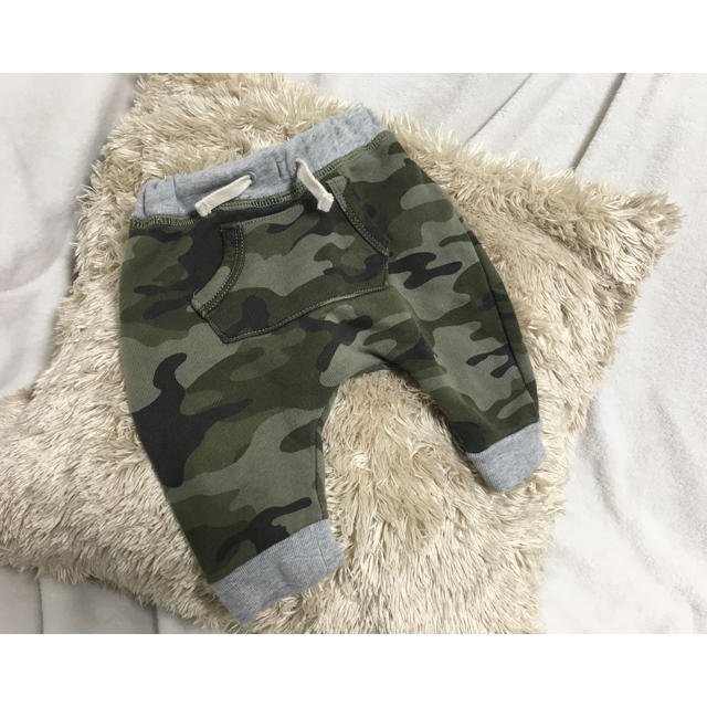 babyGAP(ベビーギャップ)のgap 男の子 60 ズボン キッズ/ベビー/マタニティのベビー服(~85cm)(パンツ)の商品写真