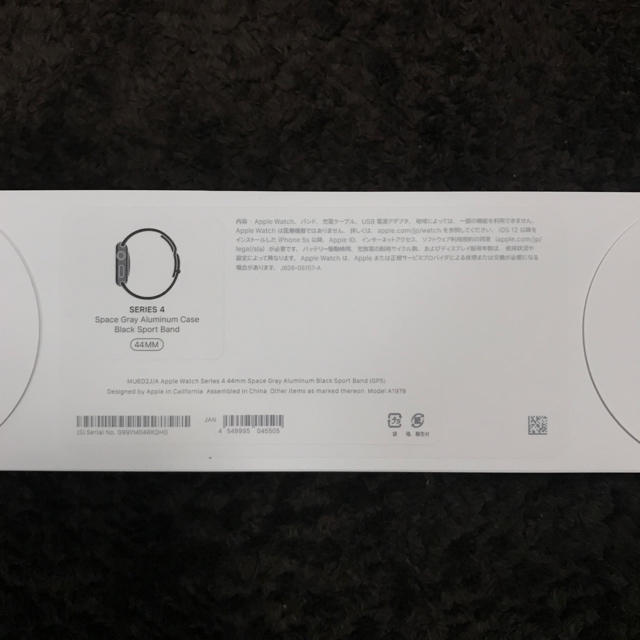 Apple Watch(アップルウォッチ)のApple Watch SERIES4 44MM BLACK メンズの時計(腕時計(デジタル))の商品写真