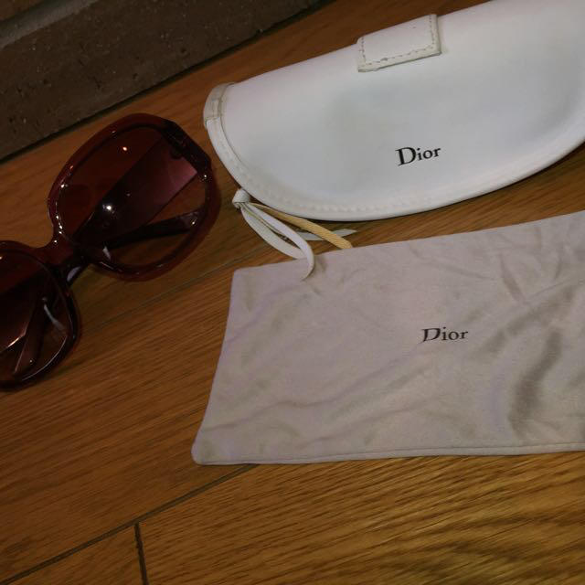 Dior(ディオール)のDior サングラス レディースのファッション小物(サングラス/メガネ)の商品写真