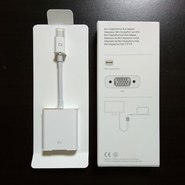 Apple(アップル)のAppleアップル Mini DisplayPort VGA Adapter スマホ/家電/カメラのテレビ/映像機器(映像用ケーブル)の商品写真