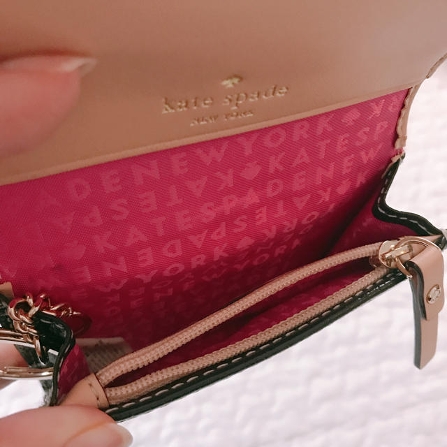 kate spade new york(ケイトスペードニューヨーク)のケイトスペード 定期入れ レディースのファッション小物(名刺入れ/定期入れ)の商品写真