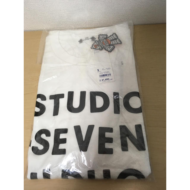 GU(ジーユー)のヘビーウェイトビッグT(半袖)GU×STUDIO SEVEN 新品 ホワイト S メンズのトップス(Tシャツ/カットソー(半袖/袖なし))の商品写真