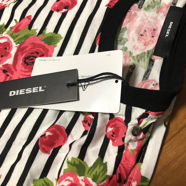 DIESEL(ディーゼル)のdiesel Tシャツ レディース 2018年春夏 新品未使用 レディースのトップス(Tシャツ(半袖/袖なし))の商品写真