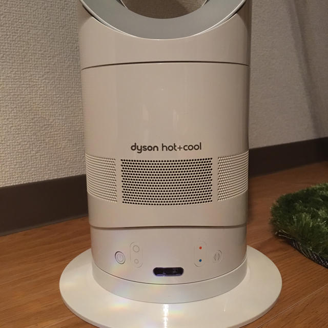 Dyson(ダイソン)の猫にゃん様専用 ダイソン 扇風機 hot &cool スマホ/家電/カメラの冷暖房/空調(扇風機)の商品写真