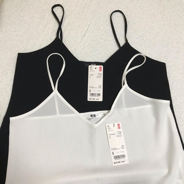 UNIQLO(ユニクロ)の📍めれ様 専用 新品 UNIQLO ユニクロ ドレープキャミソール2点セット レディースのトップス(キャミソール)の商品写真