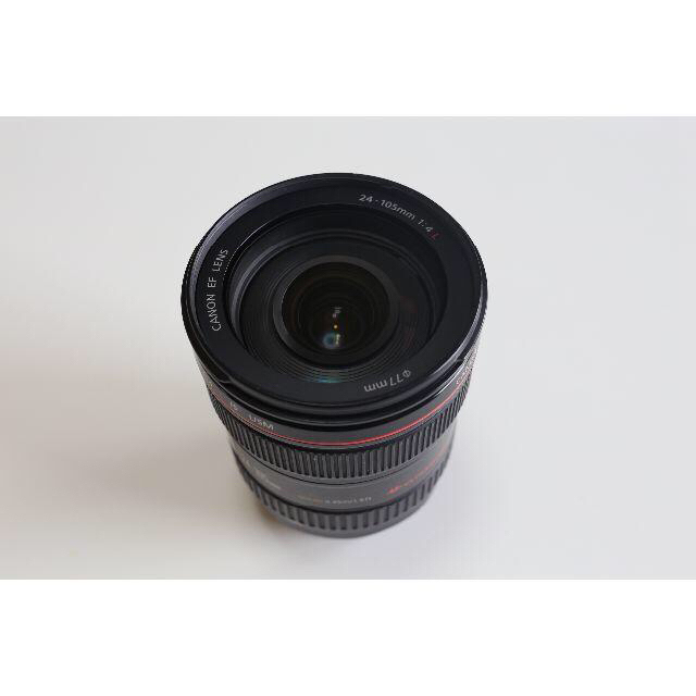 Canon(キヤノン)のキヤノン EF24-105mm F4L IS 使用少 美品 フード フィルター スマホ/家電/カメラのカメラ(レンズ(ズーム))の商品写真