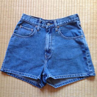 リーバイス(Levi's)の【しおりさん専用】【リーバイス】ショートパンツ(ショートパンツ)