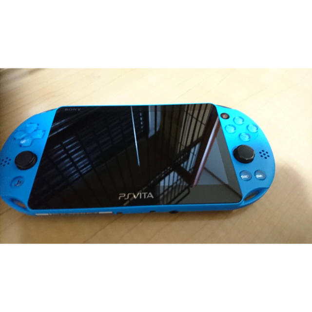 PlayStation Vita(プレイステーションヴィータ)のプレイステーション PSVITA  エンタメ/ホビーのゲームソフト/ゲーム機本体(携帯用ゲーム機本体)の商品写真