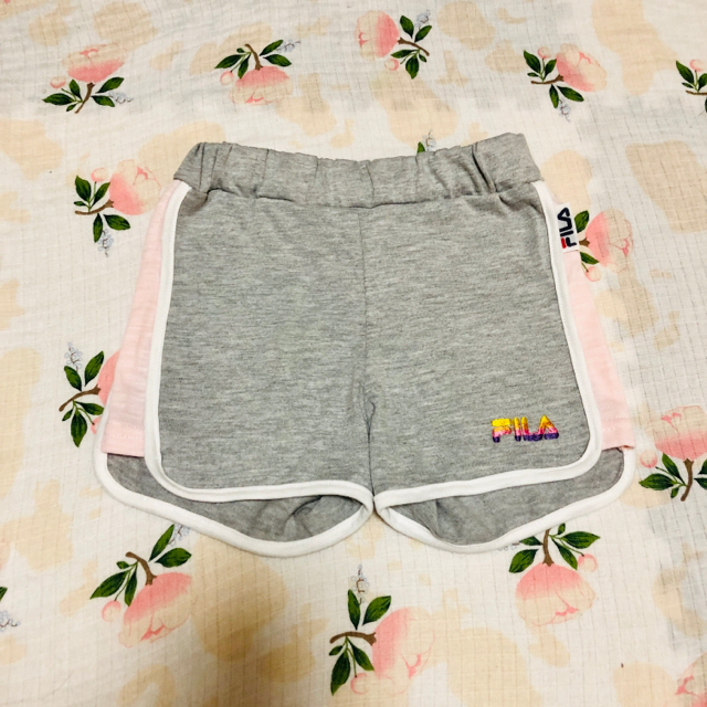 FILA(フィラ)のひまちん様専用☆肩出しピンクTシャツ&サイドラインパンツ☆FILA キッズ/ベビー/マタニティのベビー服(~85cm)(ワンピース)の商品写真