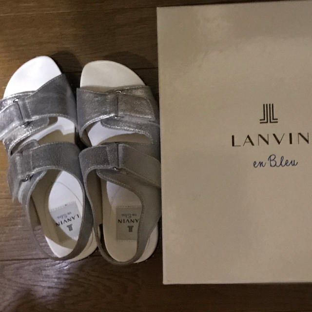 LANVIN en Bleu(ランバンオンブルー)のサンダル レディースの靴/シューズ(サンダル)の商品写真