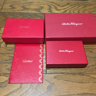 サルヴァトーレフェラガモ(Salvatore Ferragamo)のフェラガモ カルティエ  空箱(ショップ袋)