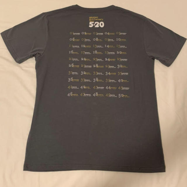 嵐(アラシ)の嵐5×20 Tシャツ 2019 グレー エンタメ/ホビーのタレントグッズ(アイドルグッズ)の商品写真
