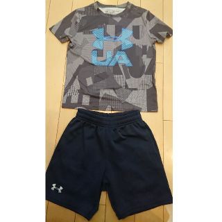 アンダーアーマー(UNDER ARMOUR)のｱﾝﾀﾞｰｱｰﾏｰ☆上下半袖T半ズボン130(Tシャツ/カットソー)