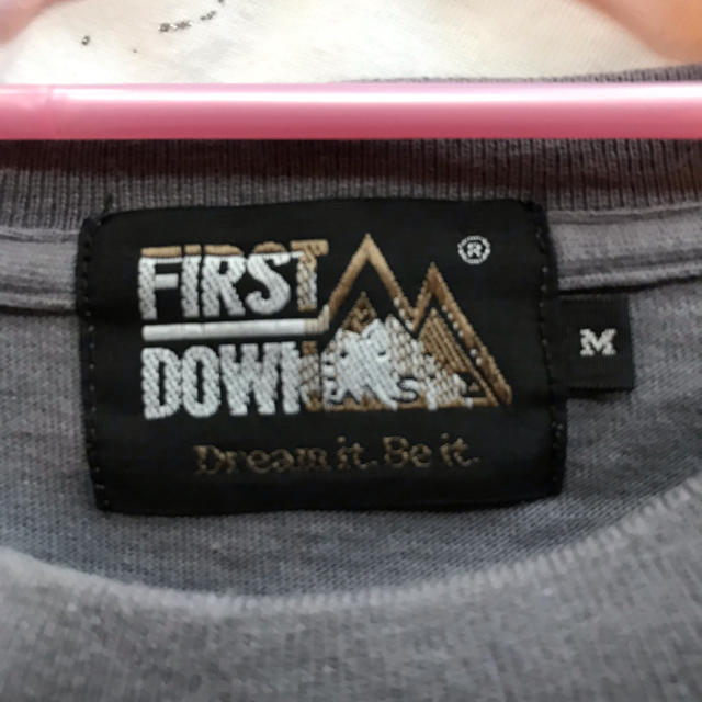 Ｔシャツ FIRST DOWN Mサイズ メンズのトップス(Tシャツ/カットソー(半袖/袖なし))の商品写真