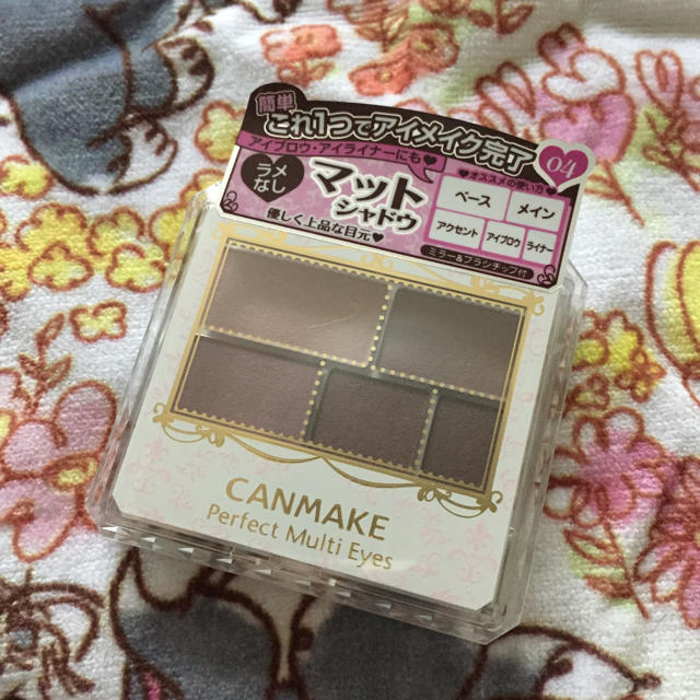 CANMAKE(キャンメイク)のキャンメイク パーフェクトマルチアイズ 04 クラッシックピンク コスメ/美容のベースメイク/化粧品(アイシャドウ)の商品写真