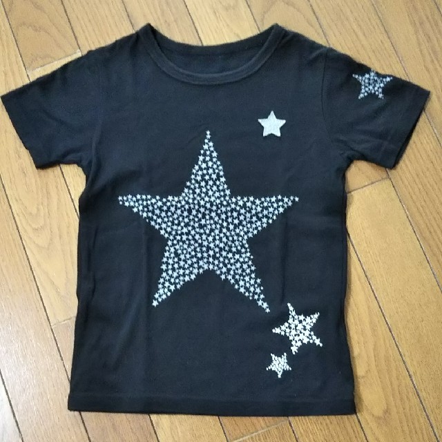 ベルメゾン(ベルメゾン)のベルメゾン GITA 黒 星柄 半袖Tシャツ 130 キッズ/ベビー/マタニティのキッズ服女の子用(90cm~)(Tシャツ/カットソー)の商品写真