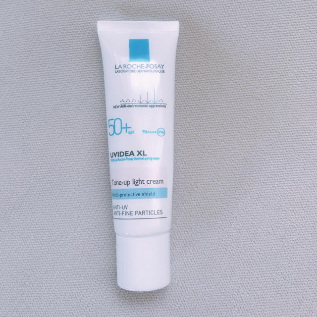 LA ROCHE-POSAY(ラロッシュポゼ)のUVイデア XL プロテクショントーンアップ コスメ/美容のベースメイク/化粧品(化粧下地)の商品写真