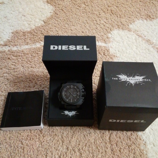 DIESEL(ディーゼル)のDIESEL THE DARK KNIGHT RISES メンズ　腕時計 メンズの時計(腕時計(デジタル))の商品写真