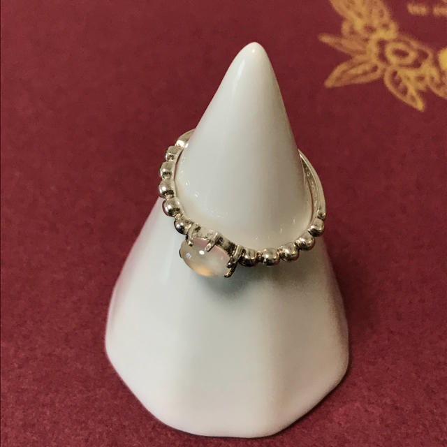 天然石 ムーンストーン シルバー リング １３号 レディースのアクセサリー(リング(指輪))の商品写真