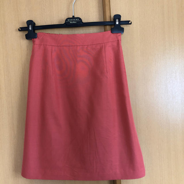 TOMORROWLAND(トゥモローランド)のtomorrow land スカート レディースのスカート(ひざ丈スカート)の商品写真